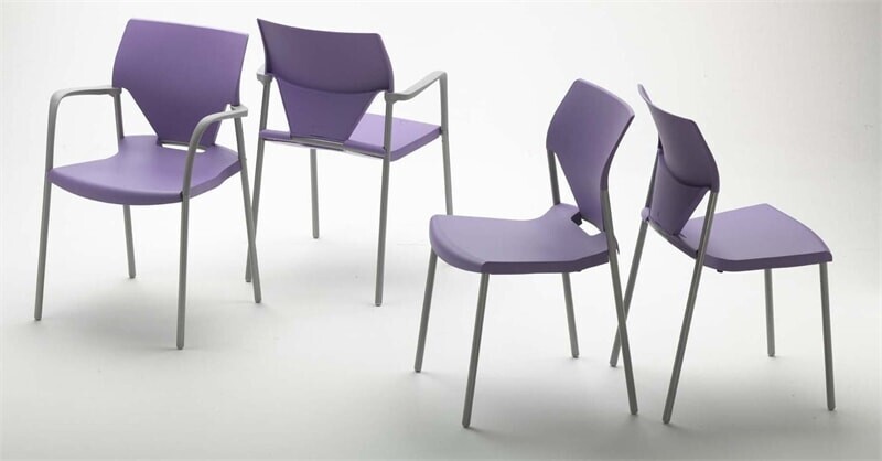 CHAISE IOKO 4 pieds