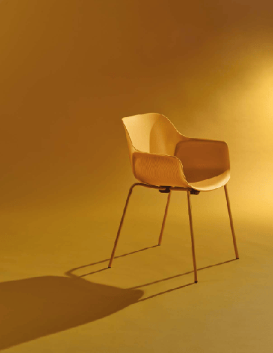 CHAISE ABRIL